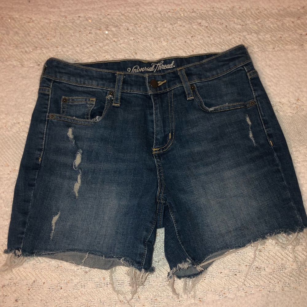 Mid Rise Boyfriend Shorts